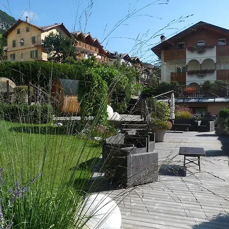 Alpotel Dolomiten Hotel Molveno
