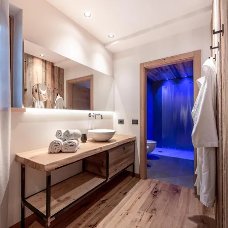 Alpotel Dolomiten Hotel