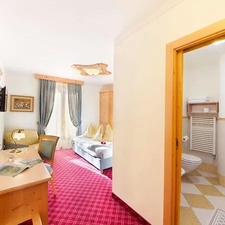 Alpotel Dolomiten Hotel